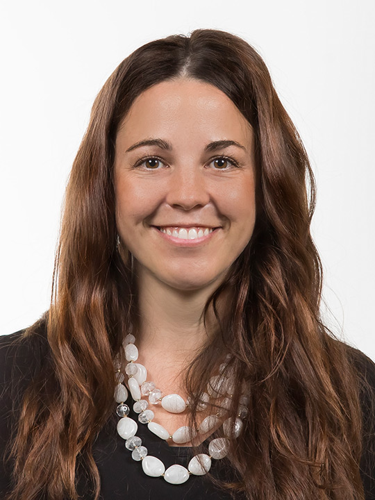 Headshot of Elizabeth Magee
