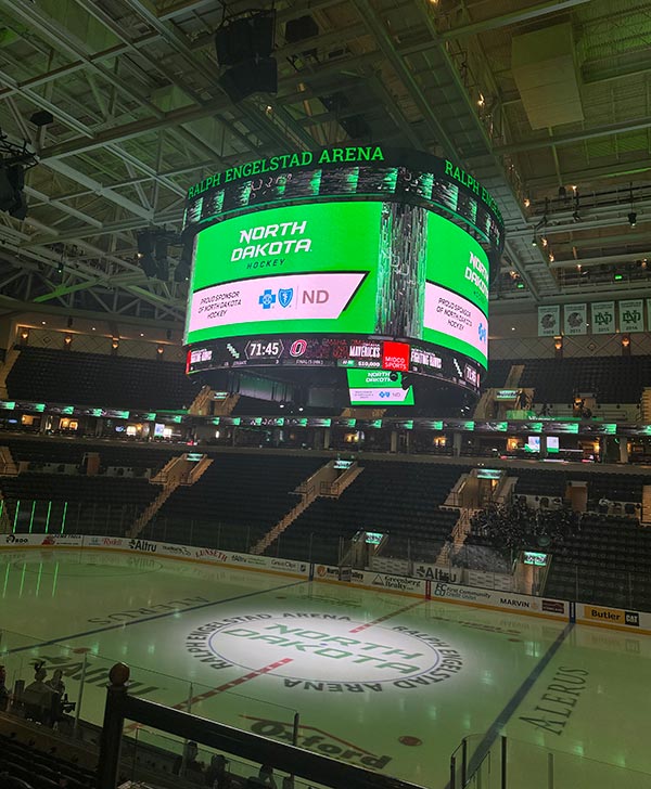BCBSND-sponsored UND Fighting Hawks game night