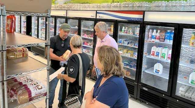 grocery store cooperative
